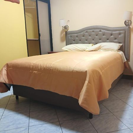 Hospedaje Karol Hotel Ayacucho Buitenkant foto