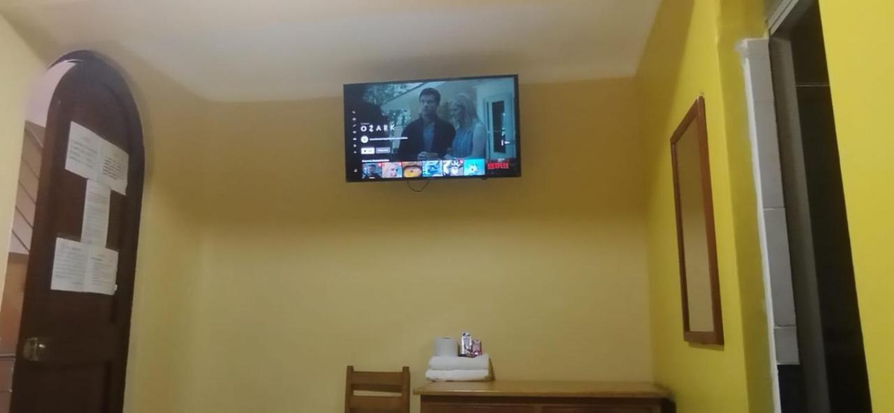 Hospedaje Karol Hotel Ayacucho Buitenkant foto