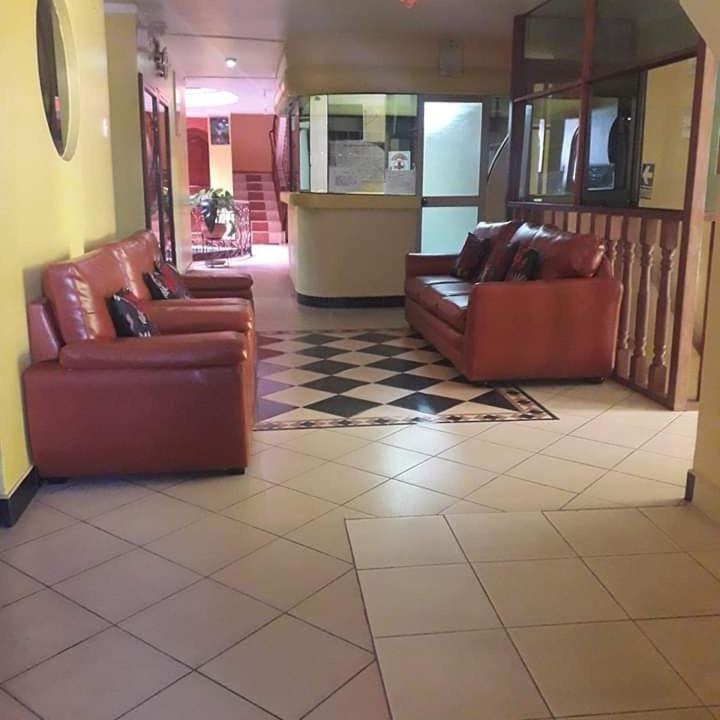 Hospedaje Karol Hotel Ayacucho Buitenkant foto