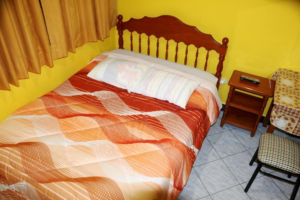Hospedaje Karol Hotel Ayacucho Buitenkant foto