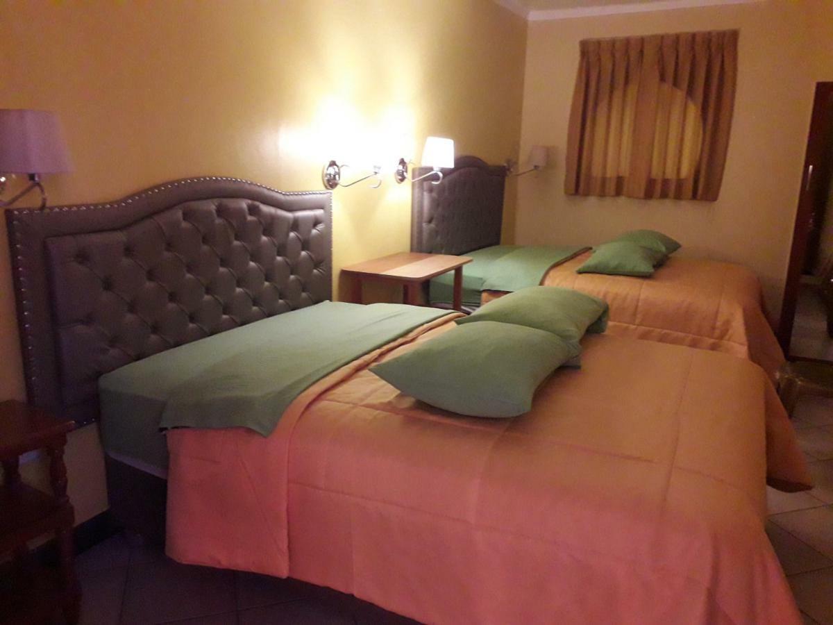 Hospedaje Karol Hotel Ayacucho Buitenkant foto